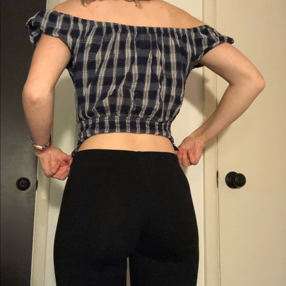 Tillys Crop Top - Picture 4 of 5